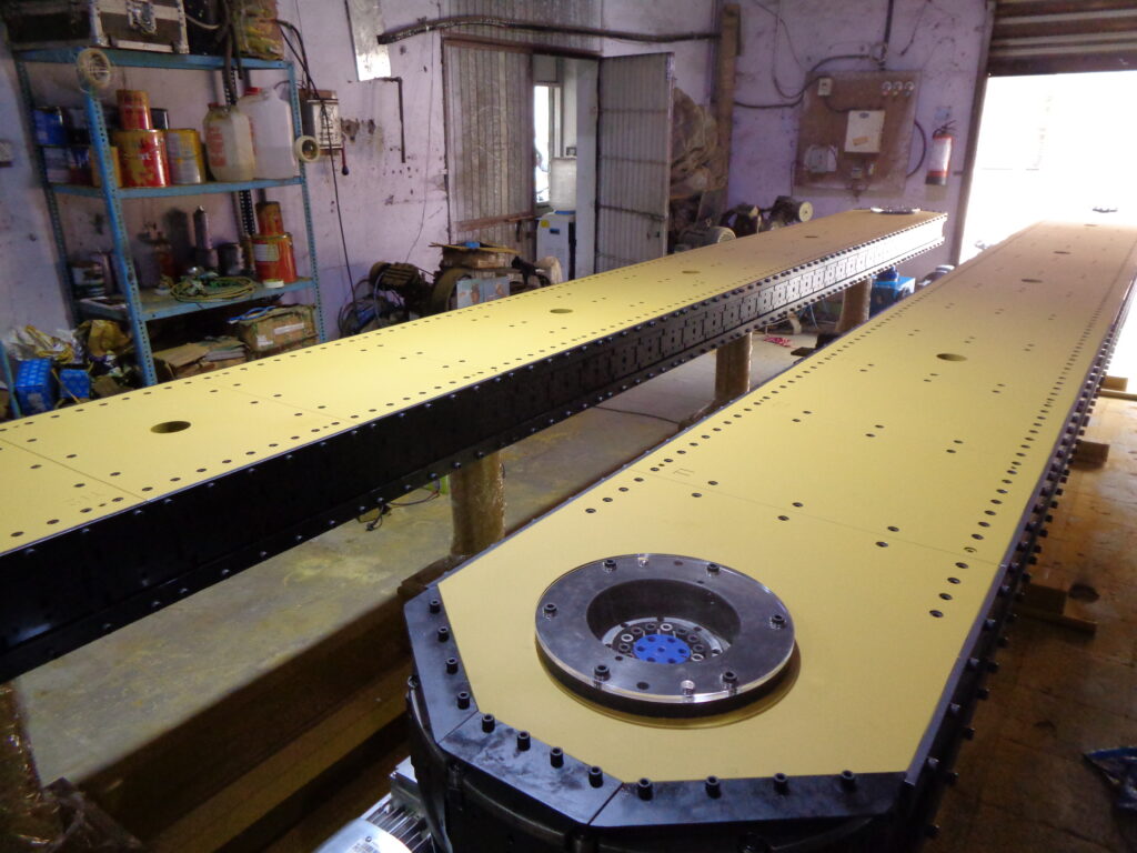 Precision Link Conveyor